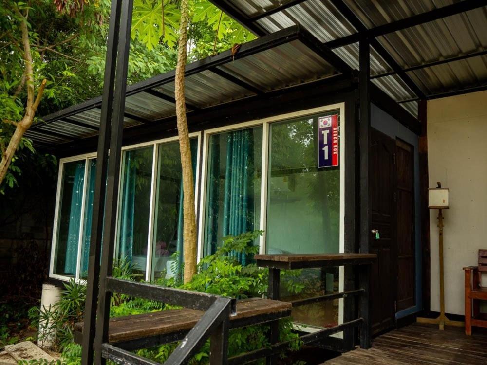 Beach Box Resort At Rimlay Rayong Zewnętrze zdjęcie