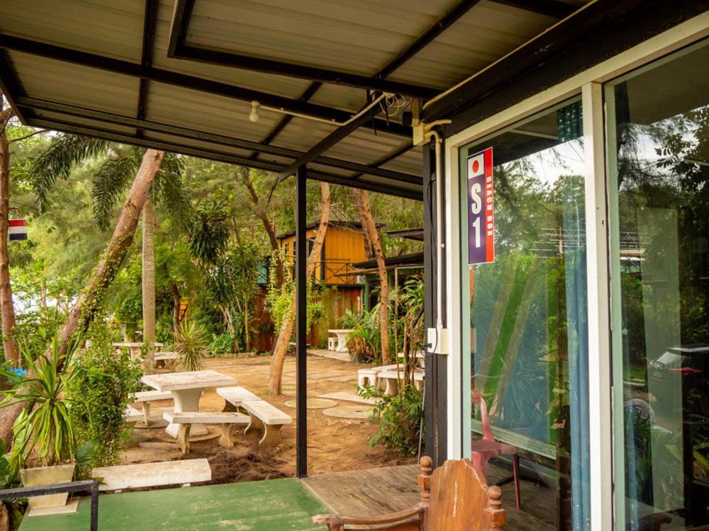 Beach Box Resort At Rimlay Rayong Zewnętrze zdjęcie
